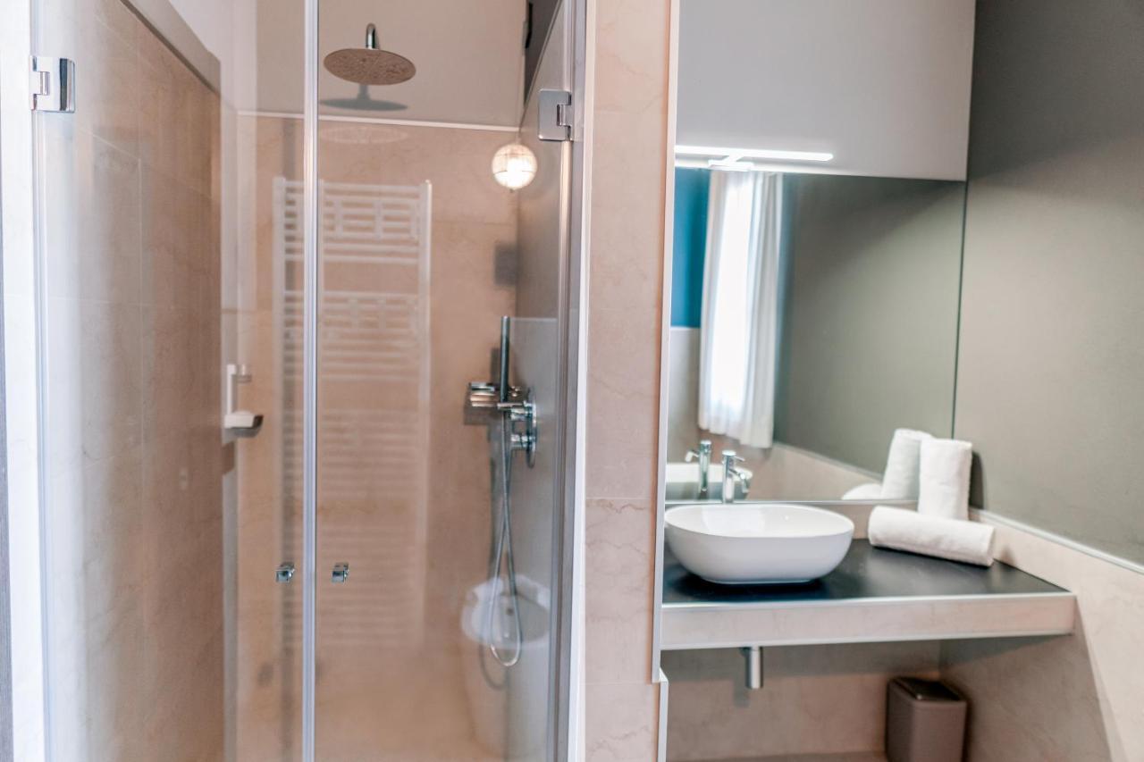 K Modern Hotel Peschiera del Garda Eksteriør bilde