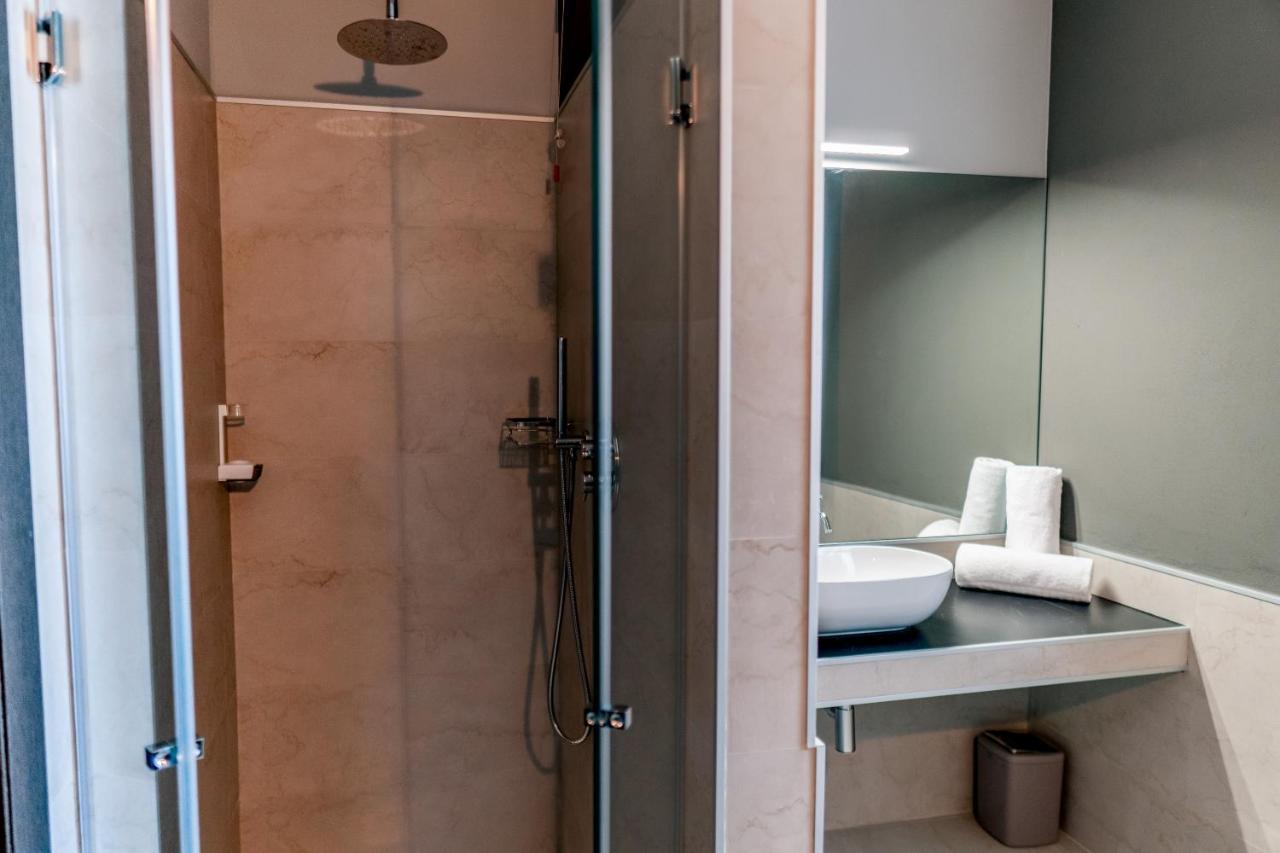 K Modern Hotel Peschiera del Garda Eksteriør bilde